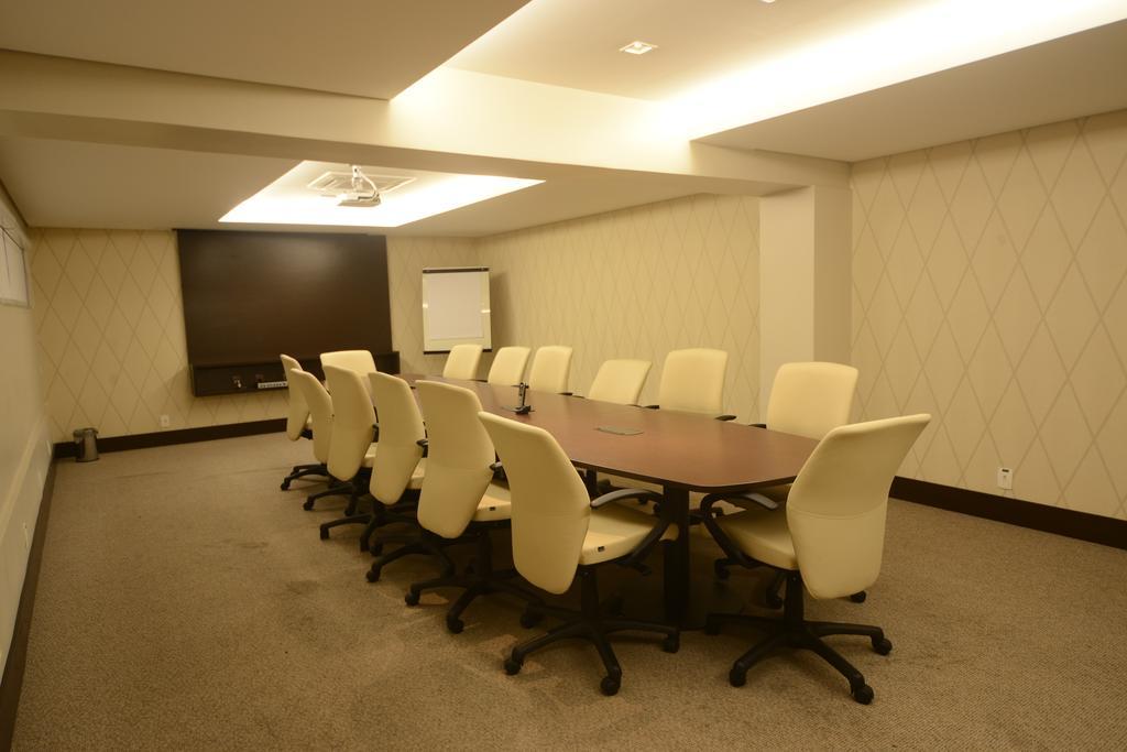 Indaia Park Hotel กัมโปกรันเด ภายนอก รูปภาพ