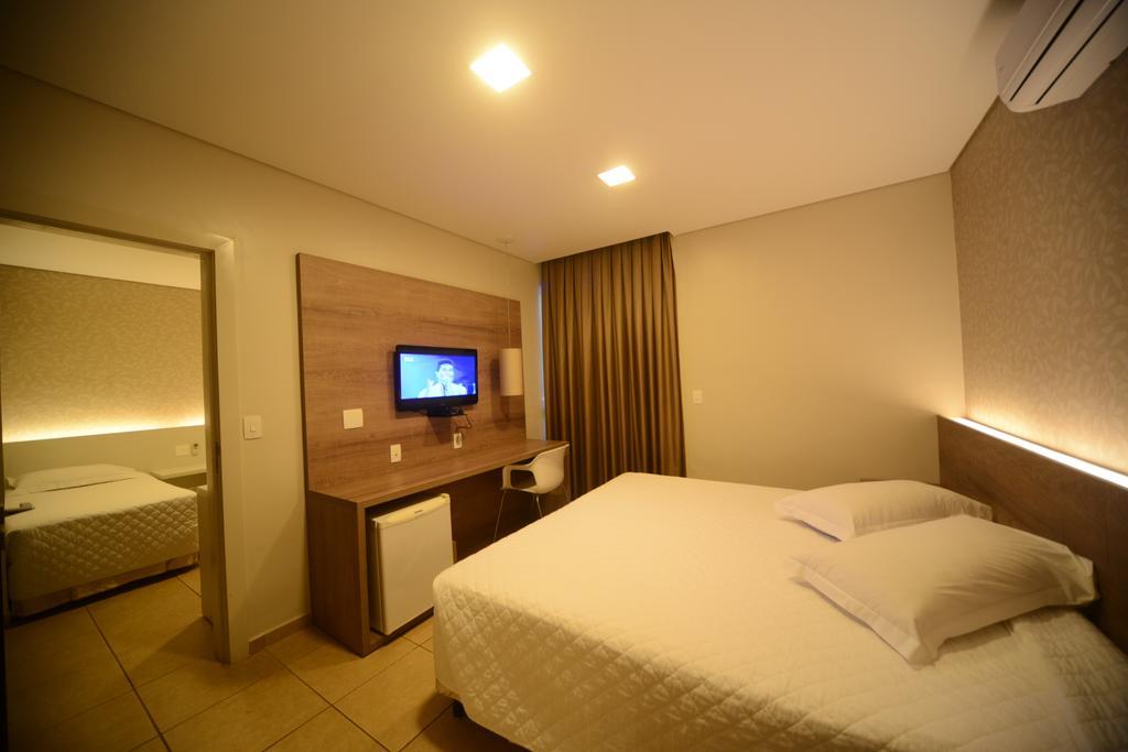 Indaia Park Hotel กัมโปกรันเด ภายนอก รูปภาพ