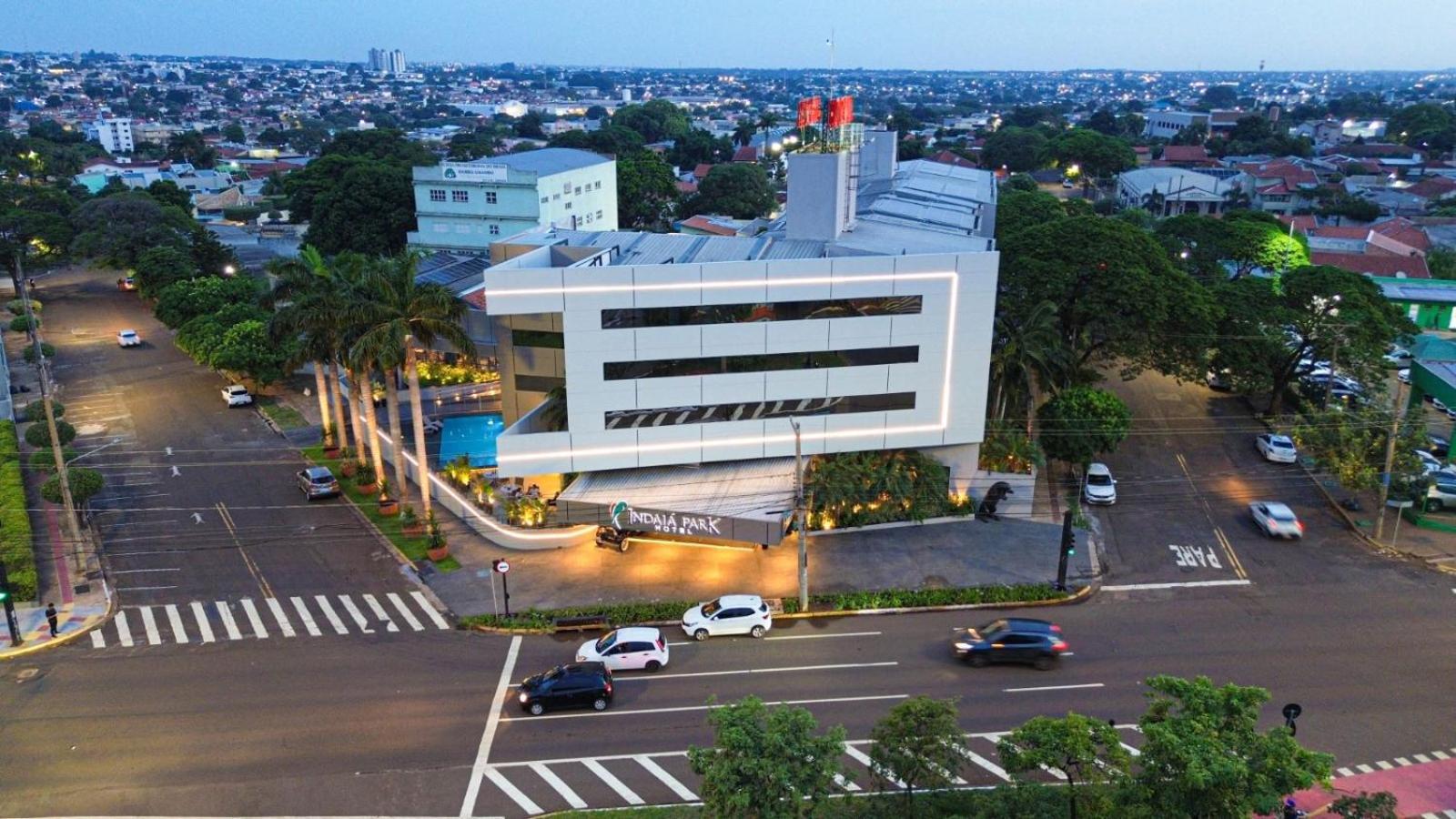 Indaia Park Hotel กัมโปกรันเด ภายนอก รูปภาพ