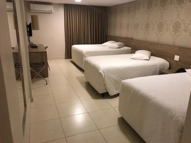 Indaia Park Hotel กัมโปกรันเด ภายนอก รูปภาพ